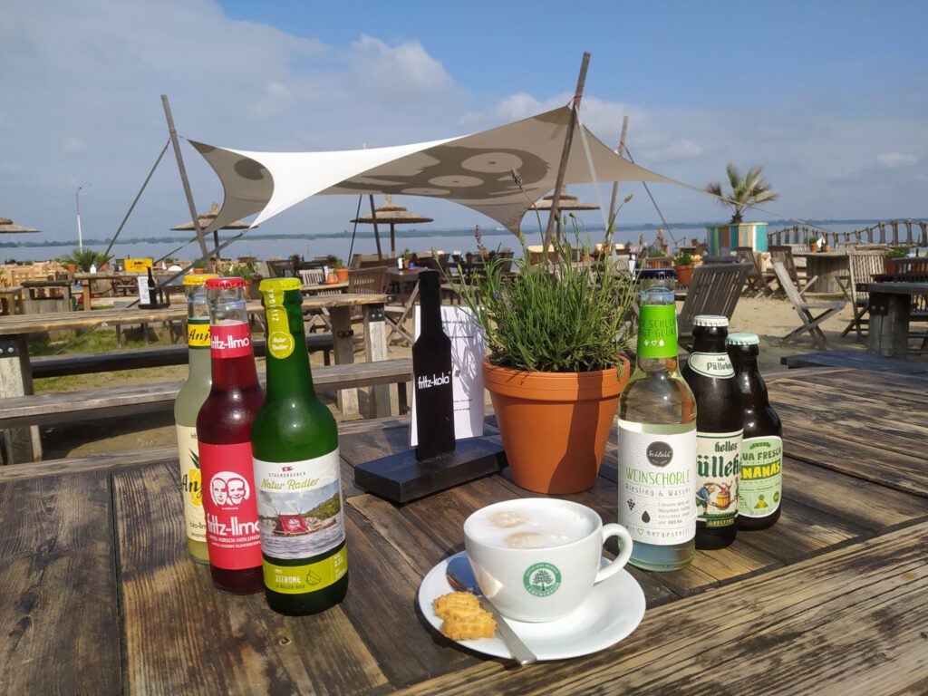 Beach Bar mit Blick auf den Dümmersee